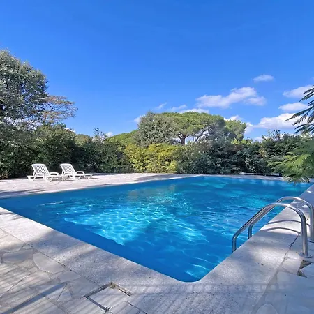Holiday home 3 Pieces Climatisee, Terrasse, Piscine, Proche Commerces Et Centre-ville - - Fr-1-780-64 *